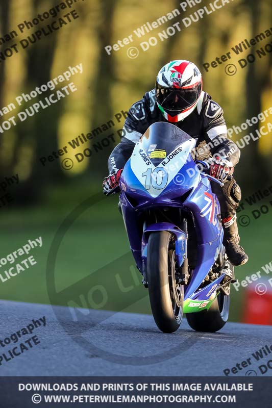 cadwell no limits trackday;cadwell park;cadwell park photographs;cadwell trackday photographs;enduro digital images;event digital images;eventdigitalimages;no limits trackdays;peter wileman photography;racing digital images;trackday digital images;trackday photos